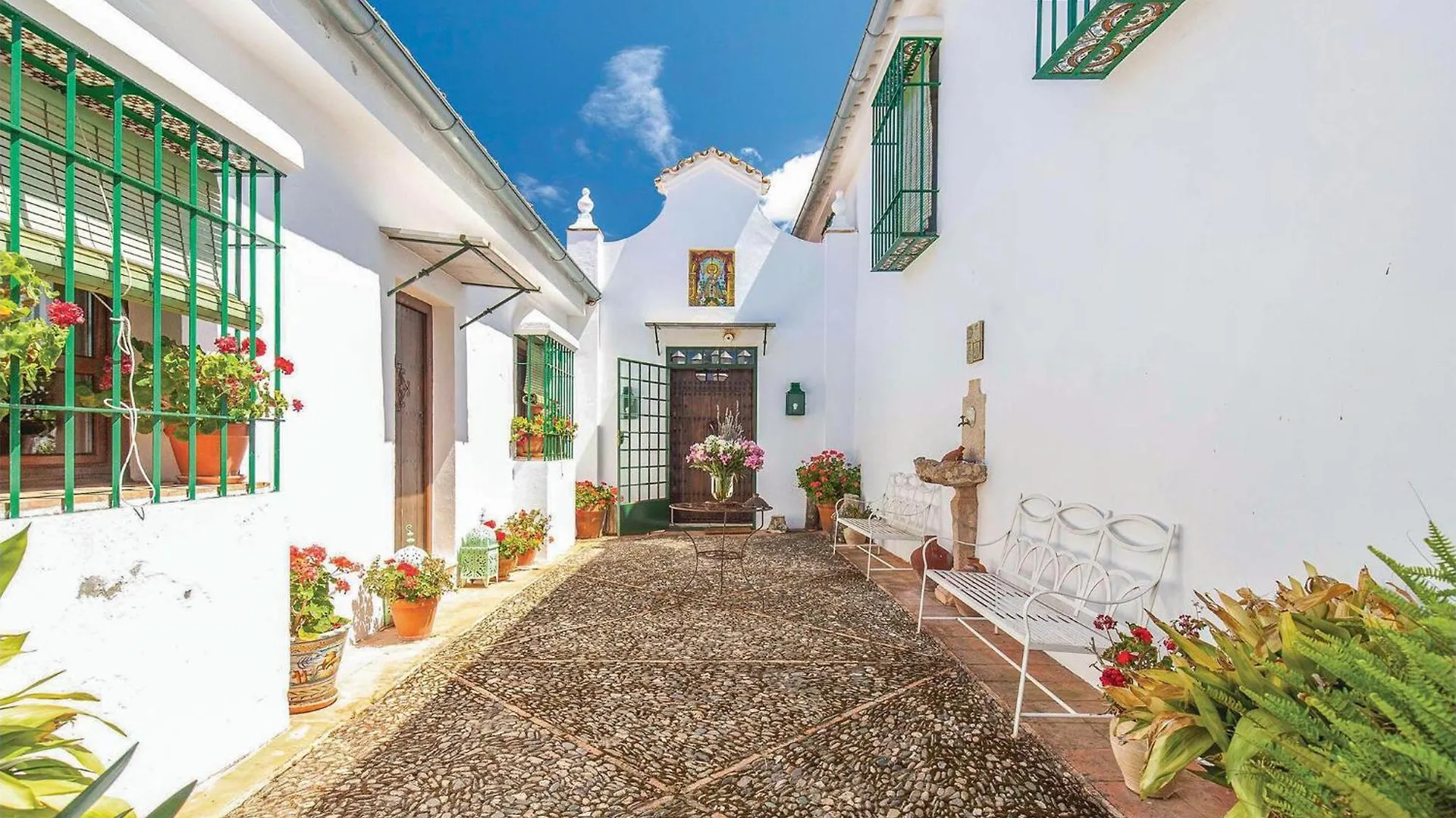 Cozy Home In Higuera De La Sierra With Wifi Spanyolország